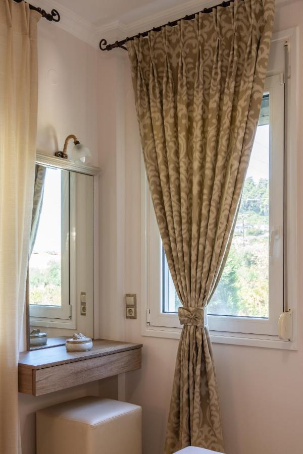 Villa Mandani Limenas  Exterior photo