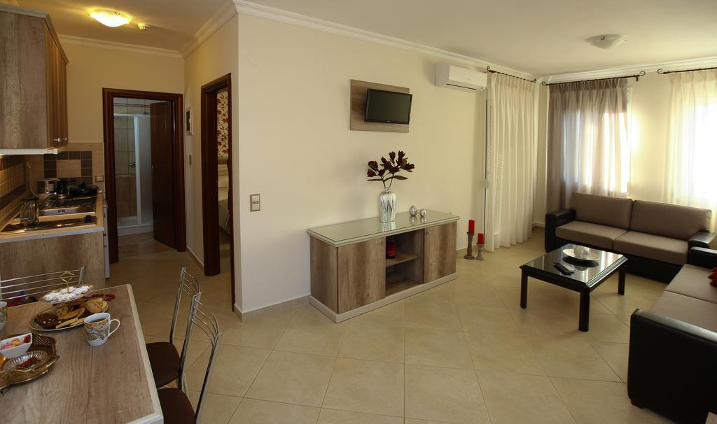Villa Mandani Limenas  Room photo