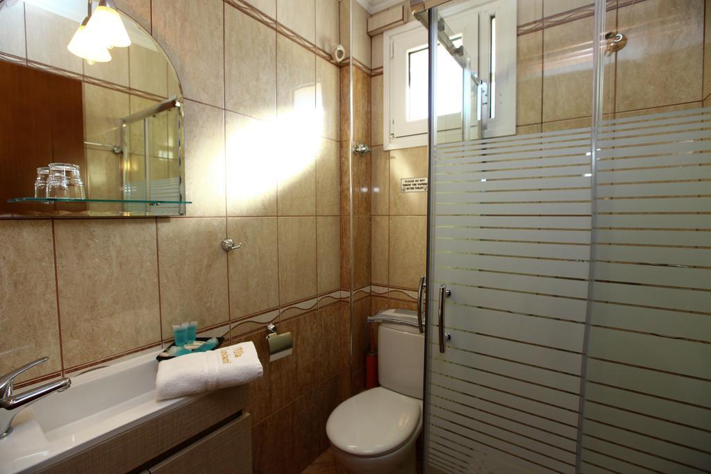 Villa Mandani Limenas  Room photo
